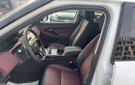 Land Rover Range Rover Evoque II, 2025 год, 5 000 000 рублей, 10 фотография