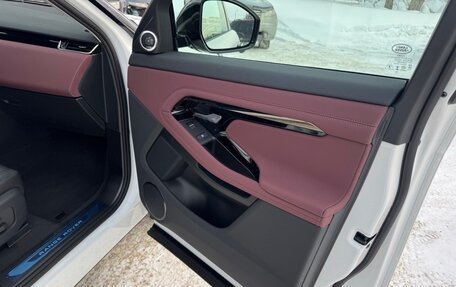 Land Rover Range Rover Evoque II, 2025 год, 5 000 000 рублей, 30 фотография