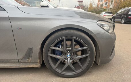 BMW 7 серия, 2017 год, 3 690 000 рублей, 18 фотография