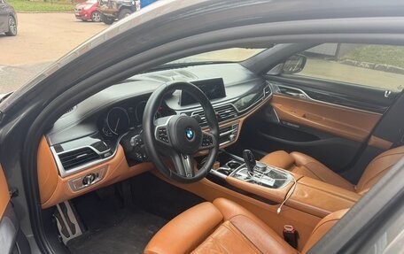 BMW 7 серия, 2017 год, 3 690 000 рублей, 20 фотография