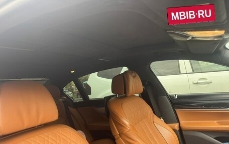 BMW 7 серия, 2017 год, 3 690 000 рублей, 21 фотография