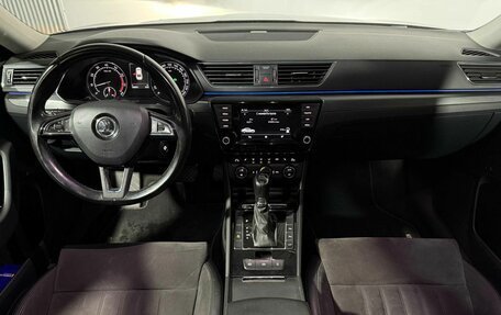 Skoda Superb III рестайлинг, 2016 год, 2 080 000 рублей, 15 фотография