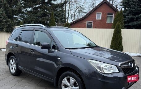Subaru Forester, 2014 год, 2 080 000 рублей, 2 фотография
