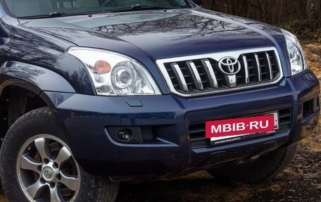 Toyota Land Cruiser Prado 120 рестайлинг, 2004 год, 2 100 000 рублей, 6 фотография