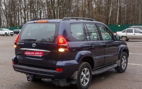 Toyota Land Cruiser Prado 120 рестайлинг, 2004 год, 2 100 000 рублей, 10 фотография