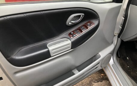 Suzuki Grand Vitara, 2004 год, 910 000 рублей, 4 фотография