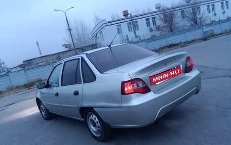 Daewoo Nexia I рестайлинг, 2010 год, 190 000 рублей, 9 фотография