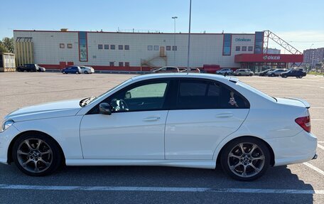 Mercedes-Benz C-Класс, 2011 год, 1 350 000 рублей, 3 фотография