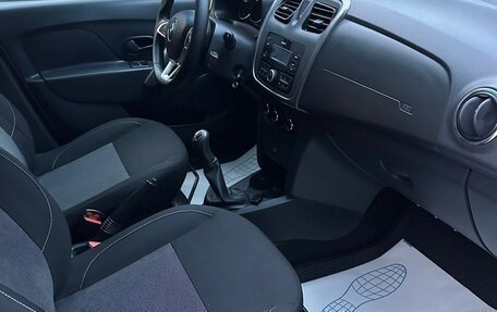 Renault Logan II, 2019 год, 860 000 рублей, 6 фотография