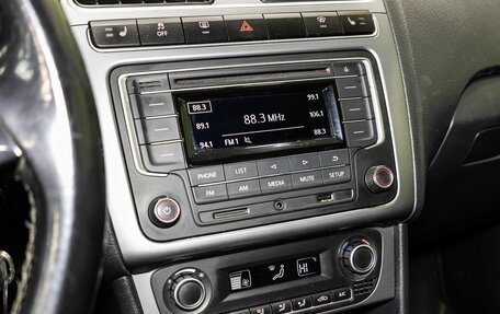 Volkswagen Polo VI (EU Market), 2017 год, 1 100 000 рублей, 13 фотография