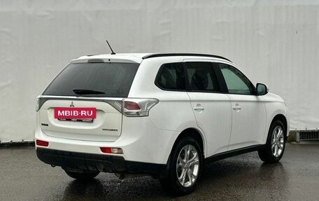 Mitsubishi Outlander III рестайлинг 3, 2012 год, 1 200 000 рублей, 5 фотография