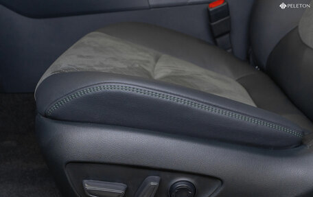 Toyota RAV4, 2025 год, 4 300 000 рублей, 16 фотография