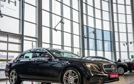 Mercedes-Benz E-Класс, 2018 год, 3 688 000 рублей, 1 фотография