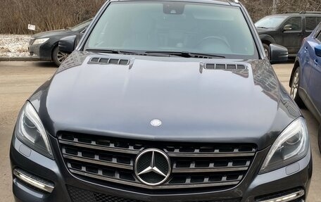 Mercedes-Benz M-Класс, 2013 год, 2 399 000 рублей, 2 фотография