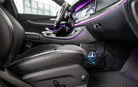 Mercedes-Benz E-Класс, 2018 год, 3 688 000 рублей, 18 фотография