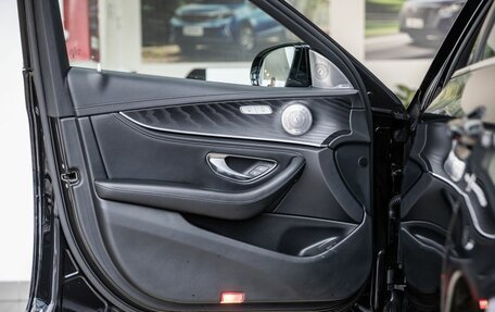 Mercedes-Benz E-Класс, 2018 год, 3 688 000 рублей, 12 фотография