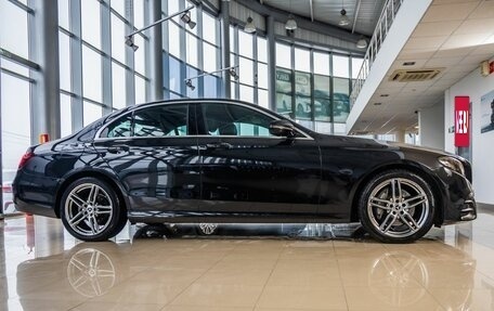 Mercedes-Benz E-Класс, 2018 год, 3 688 000 рублей, 8 фотография