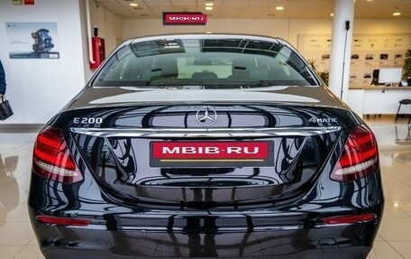 Mercedes-Benz E-Класс, 2018 год, 3 688 000 рублей, 6 фотография