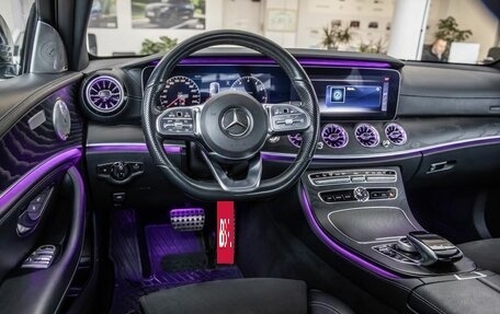 Mercedes-Benz E-Класс, 2018 год, 3 688 000 рублей, 20 фотография