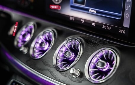 Mercedes-Benz E-Класс, 2018 год, 3 688 000 рублей, 31 фотография