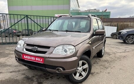 Chevrolet Niva I рестайлинг, 2015 год, 499 900 рублей, 6 фотография