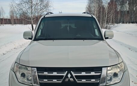 Mitsubishi Pajero IV, 2014 год, 2 900 000 рублей, 29 фотография