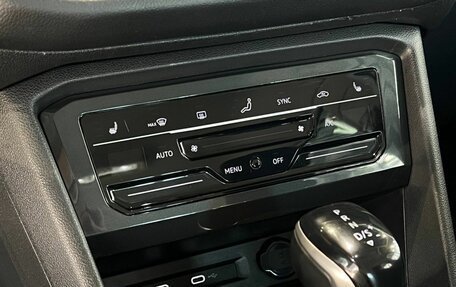 Volkswagen Tiguan II, 2021 год, 2 300 000 рублей, 14 фотография