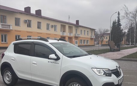 Renault Sandero II рестайлинг, 2021 год, 1 400 000 рублей, 4 фотография