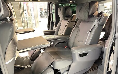 Mercedes-Benz V-Класс, 2025 год, 13 995 000 рублей, 34 фотография