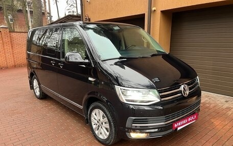 Volkswagen Multivan T6 рестайлинг, 2018 год, 4 800 000 рублей, 5 фотография