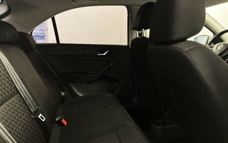 Skoda Rapid I, 2016 год, 1 040 000 рублей, 12 фотография