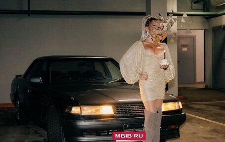 Toyota Mark II VIII (X100), 1988 год, 850 000 рублей, 2 фотография