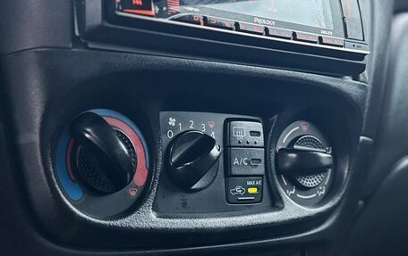 Nissan Almera, 2004 год, 335 000 рублей, 17 фотография