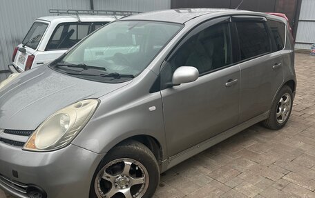 Nissan Note II рестайлинг, 2005 год, 365 000 рублей, 3 фотография