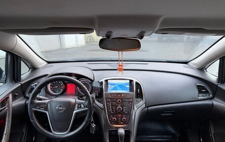 Opel Astra J, 2010 год, 499 000 рублей, 23 фотография