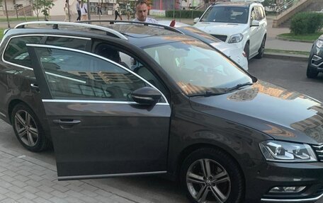 Volkswagen Passat B7, 2012 год, 1 600 000 рублей, 21 фотография