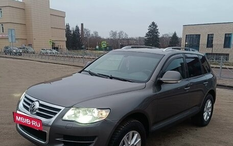 Volkswagen Touareg III, 2008 год, 1 200 000 рублей, 2 фотография