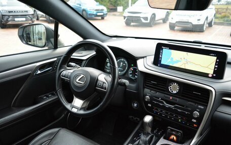 Lexus RX IV рестайлинг, 2019 год, 4 760 000 рублей, 23 фотография