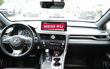 Lexus RX IV рестайлинг, 2019 год, 4 760 000 рублей, 22 фотография