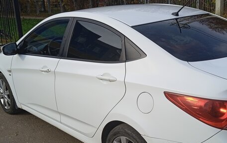 Hyundai Solaris II рестайлинг, 2013 год, 650 000 рублей, 8 фотография