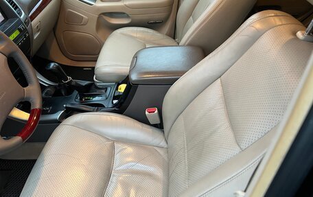 Toyota Land Cruiser Prado 120 рестайлинг, 2007 год, 2 550 000 рублей, 26 фотография