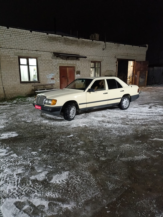 Mercedes-Benz W124, 1989 год, 500 000 рублей, 6 фотография