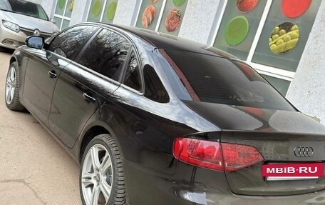 Audi A4, 2010 год, 990 000 рублей, 2 фотография