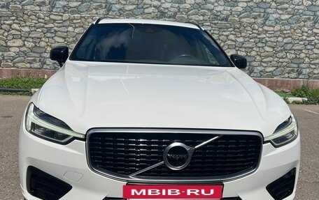 Volvo XC60 II, 2019 год, 3 999 000 рублей, 4 фотография