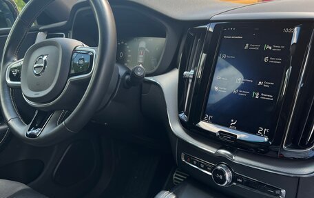 Volvo XC60 II, 2019 год, 3 999 000 рублей, 10 фотография