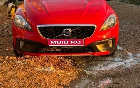 Volvo V40 II рестайлинг, 2013 год, 1 400 000 рублей, 1 фотография