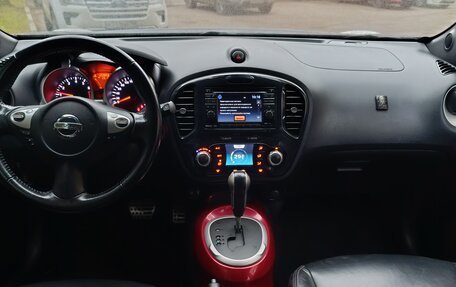 Nissan Juke II, 2011 год, 990 000 рублей, 6 фотография