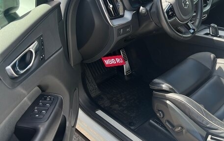 Volvo XC60 II, 2019 год, 3 999 000 рублей, 9 фотография