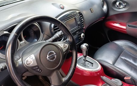 Nissan Juke II, 2011 год, 990 000 рублей, 10 фотография