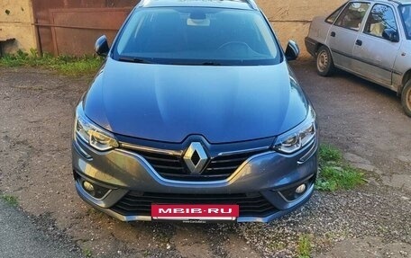 Renault Megane IV, 2020 год, 1 600 000 рублей, 2 фотография